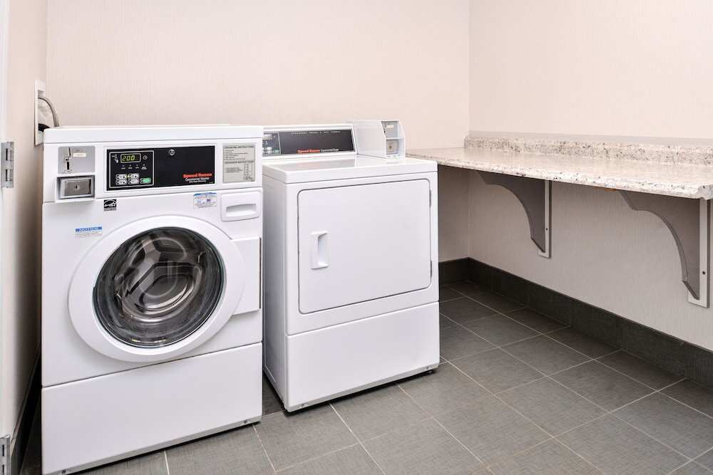 Фото Holiday Inn Express Canandaigua - Finger Lakes, an Ihg Hotel