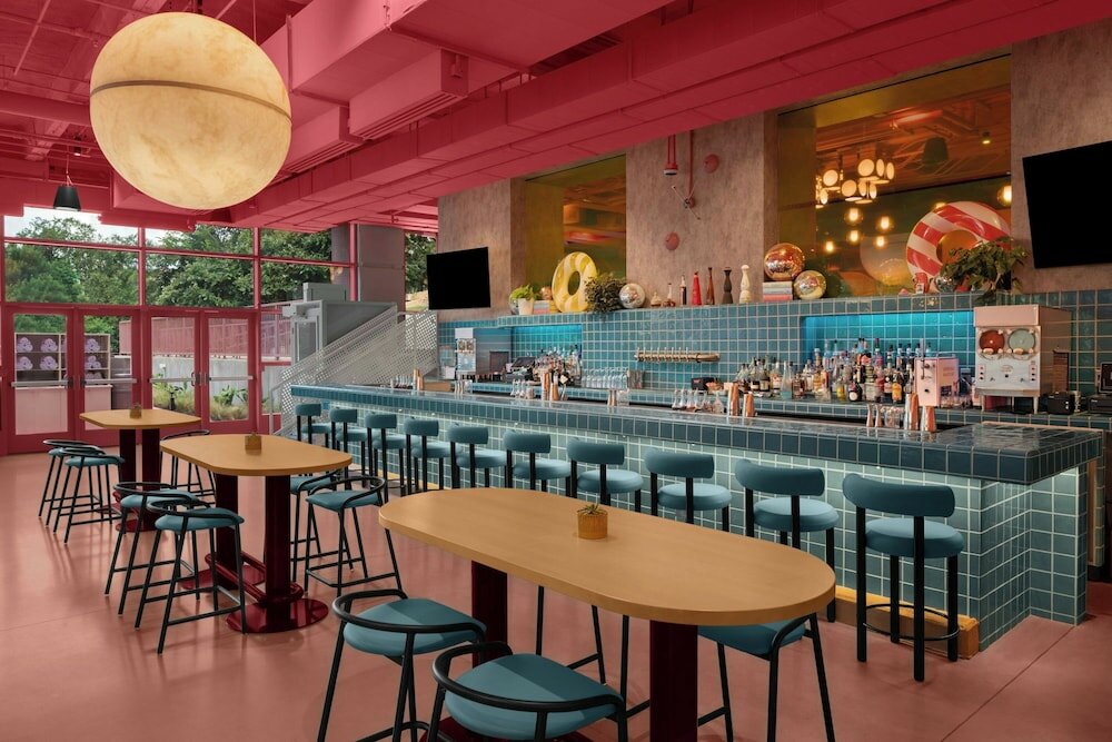 Фото Sheraton Austin Hotel at the Capitol