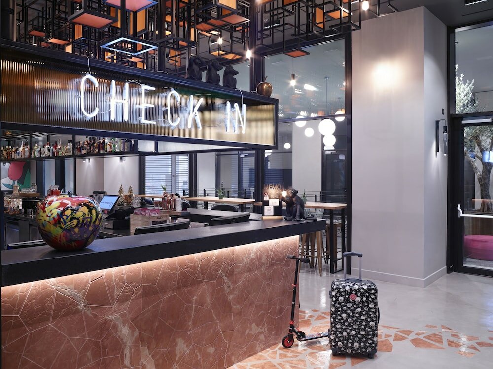 Фото Moxy Athens City