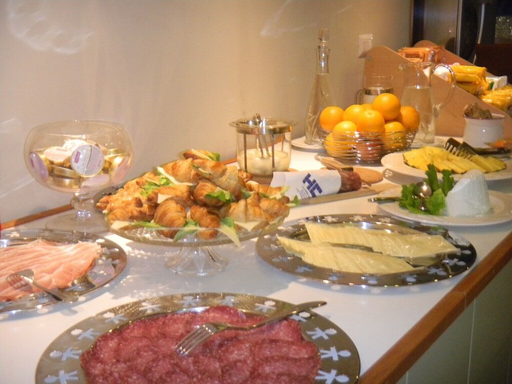 Фото Hotel Carol