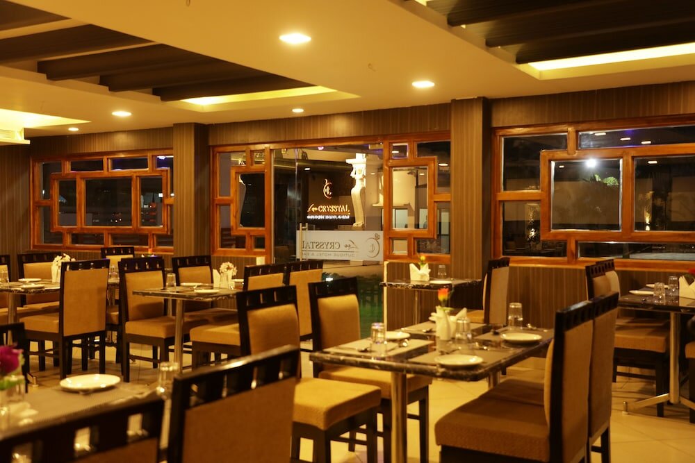 Фото Отель Lee Crysstal