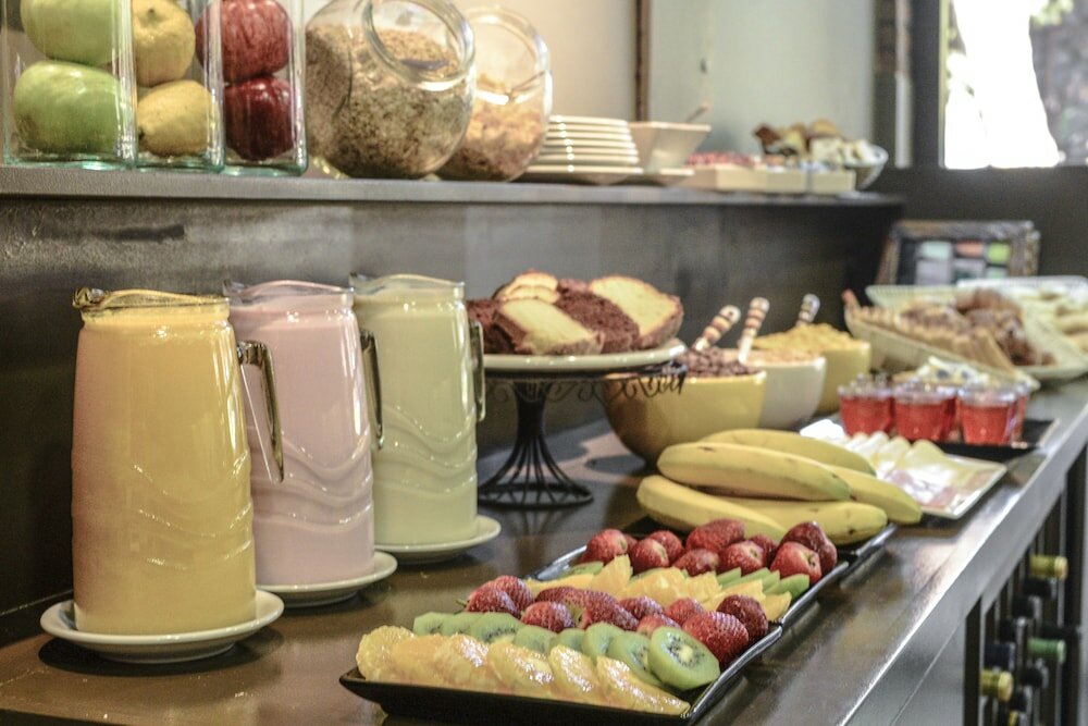 Фото Portal Plaza Suites