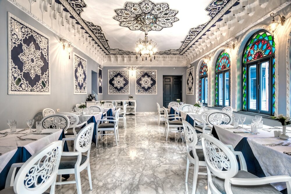 Фото Golden Tulip Borjomi Hotel