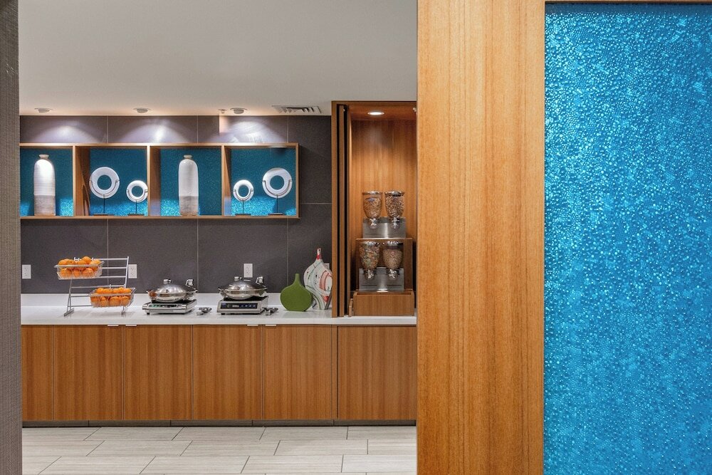 Фото SpringHill Suites Anchorage Midtown