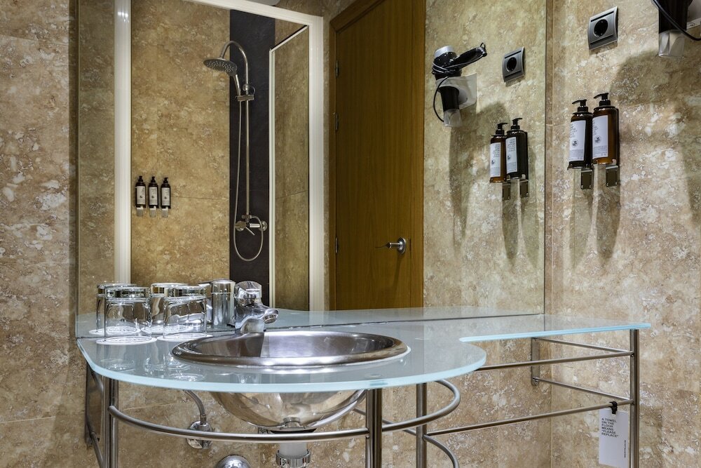 Фото Отель Petit Palace Arturo Soria