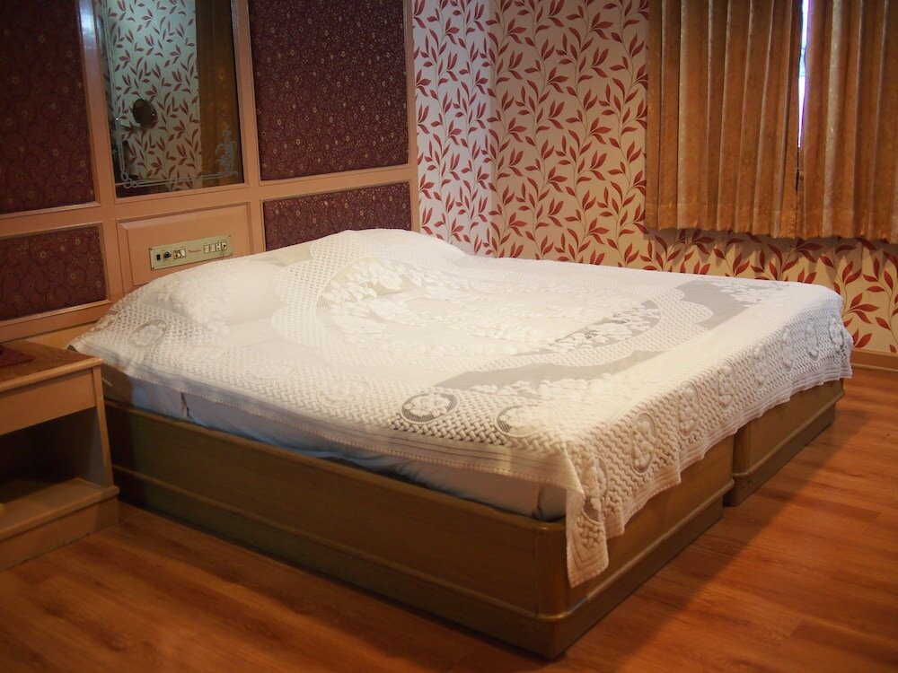 Фото Parkway Inn