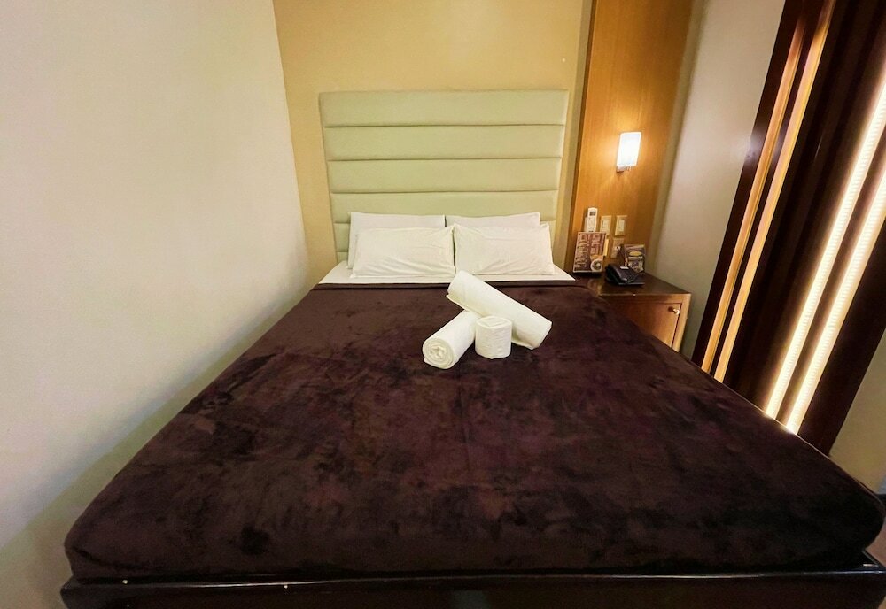 Фото Hotel 99 Cubao