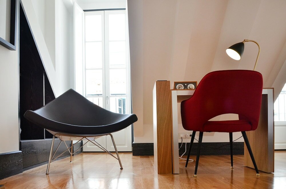 Фото Brown's Central Hotel