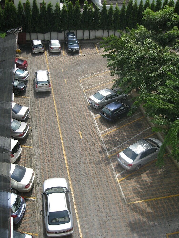 Фото Komol Residence Bangkok