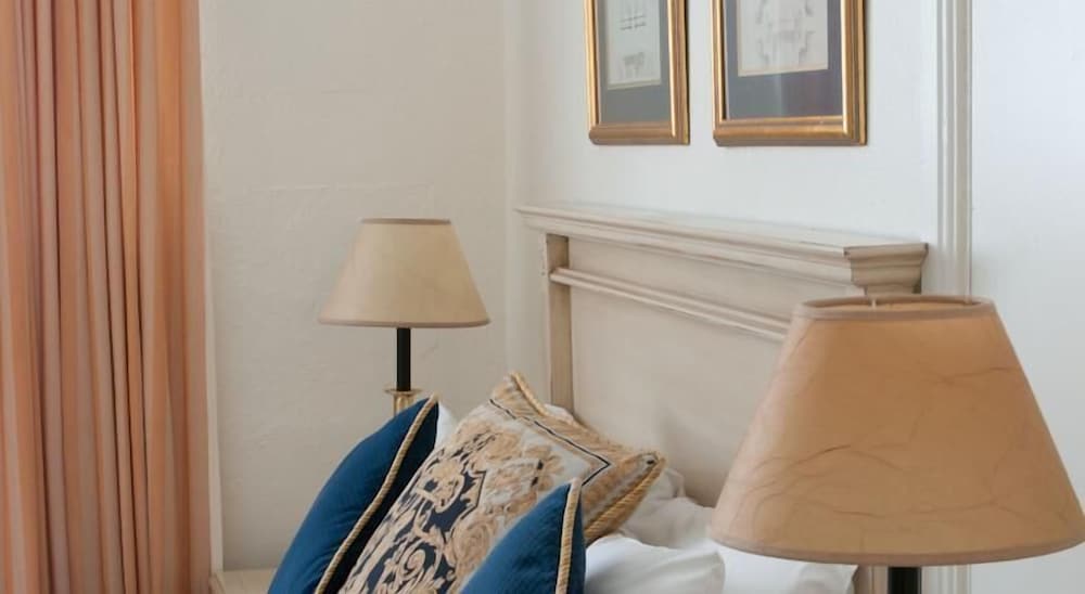 Фото Altona Lodge	