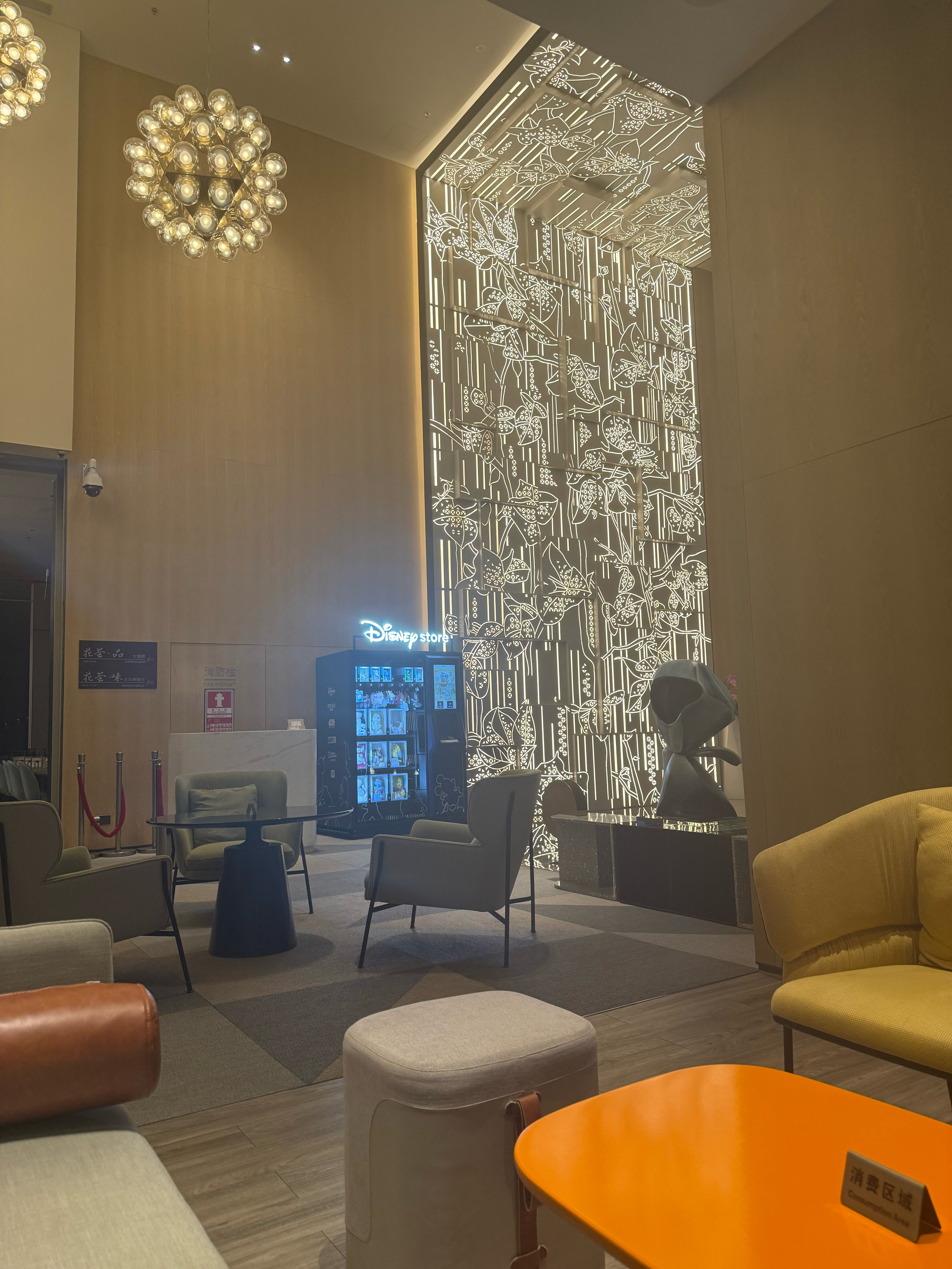 Фото Hilton Garden Inn Shenzhen World Exhibition & Convention Center