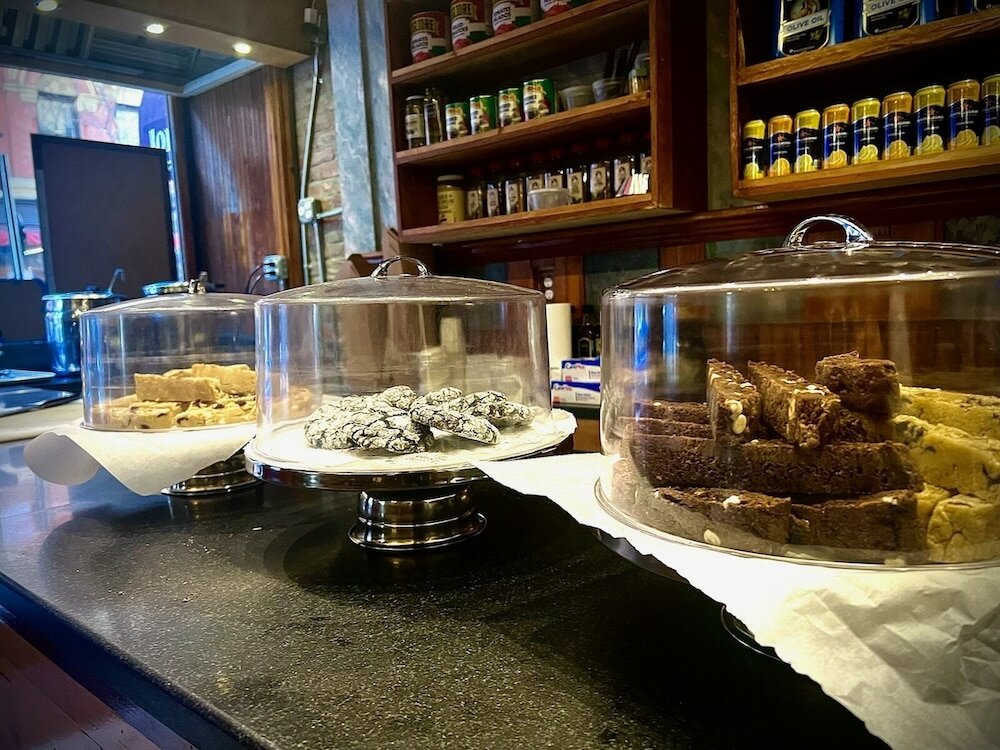 Фото The Historic Blue Moon Hotel - Nyc