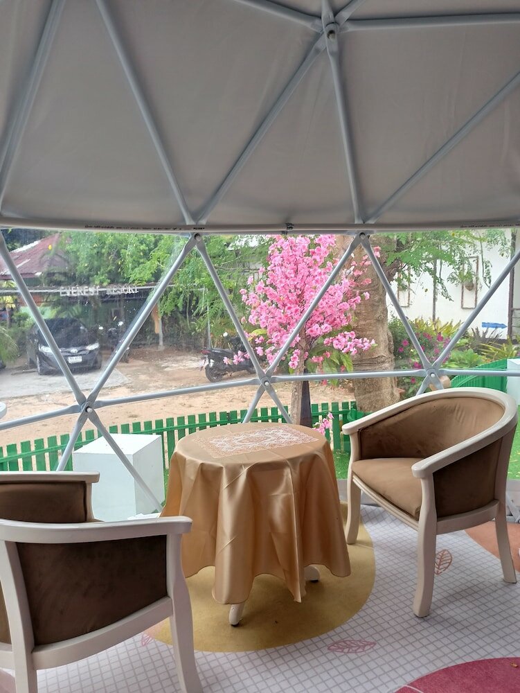 Фото Everest Resort