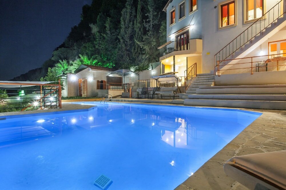 Фото Estate Kares