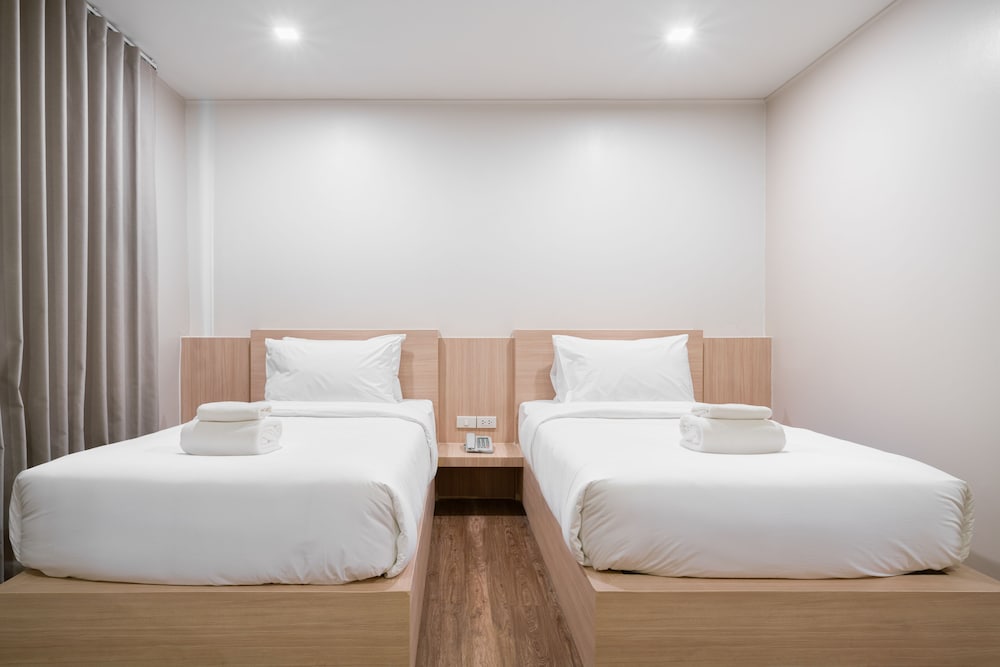 Фото G Boutique Silom Hotel