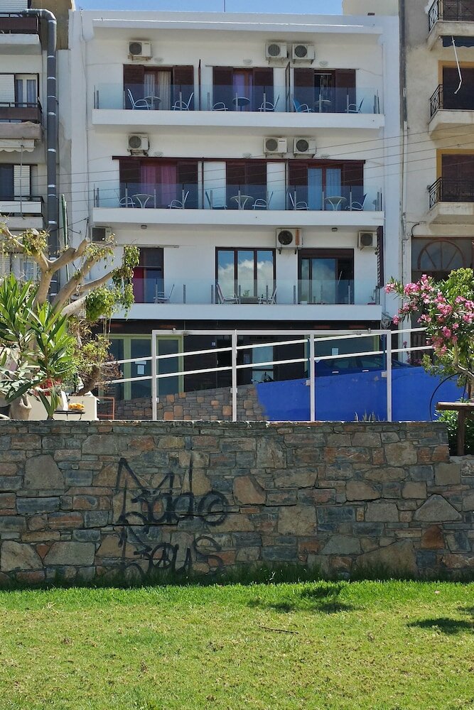 Фото Atlantis Hotel