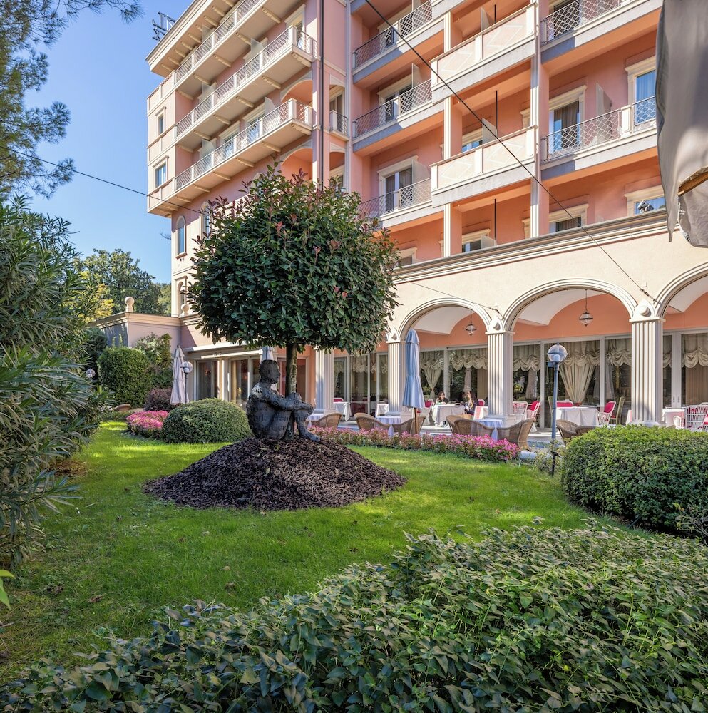 Фото Hotel De La Paix