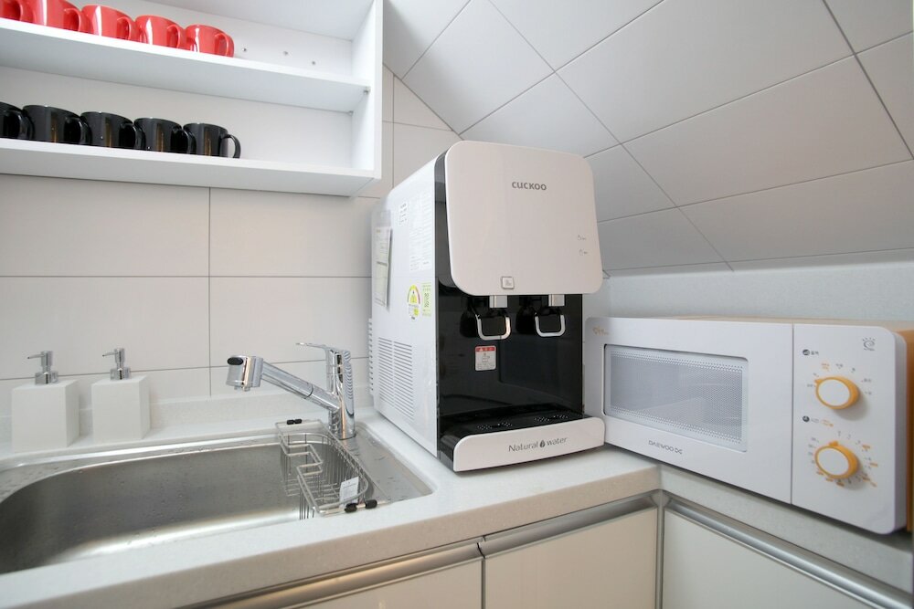 Фото K-Guesthouse Dongdaemun Premium 2