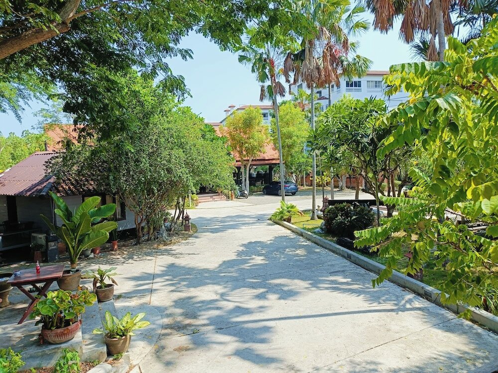 Фото Inrawadee Resort