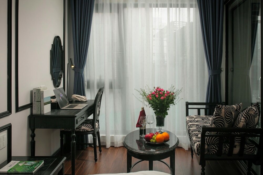 Фото Hanoi Le Chateau Hotel & SPA