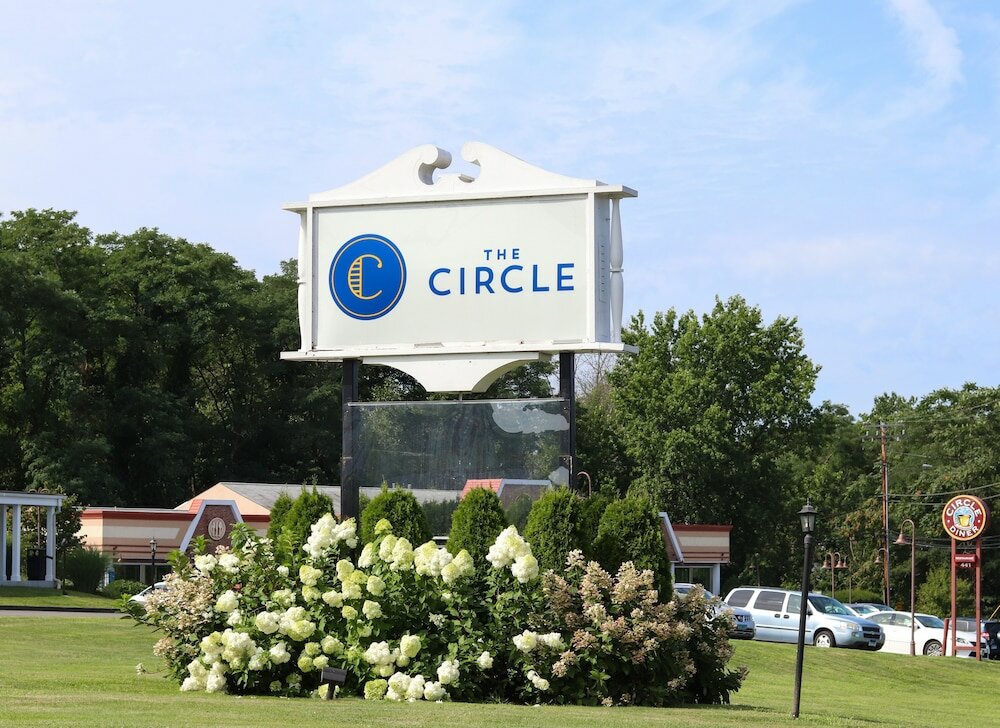 Фото The Circle Hotel Fairfield