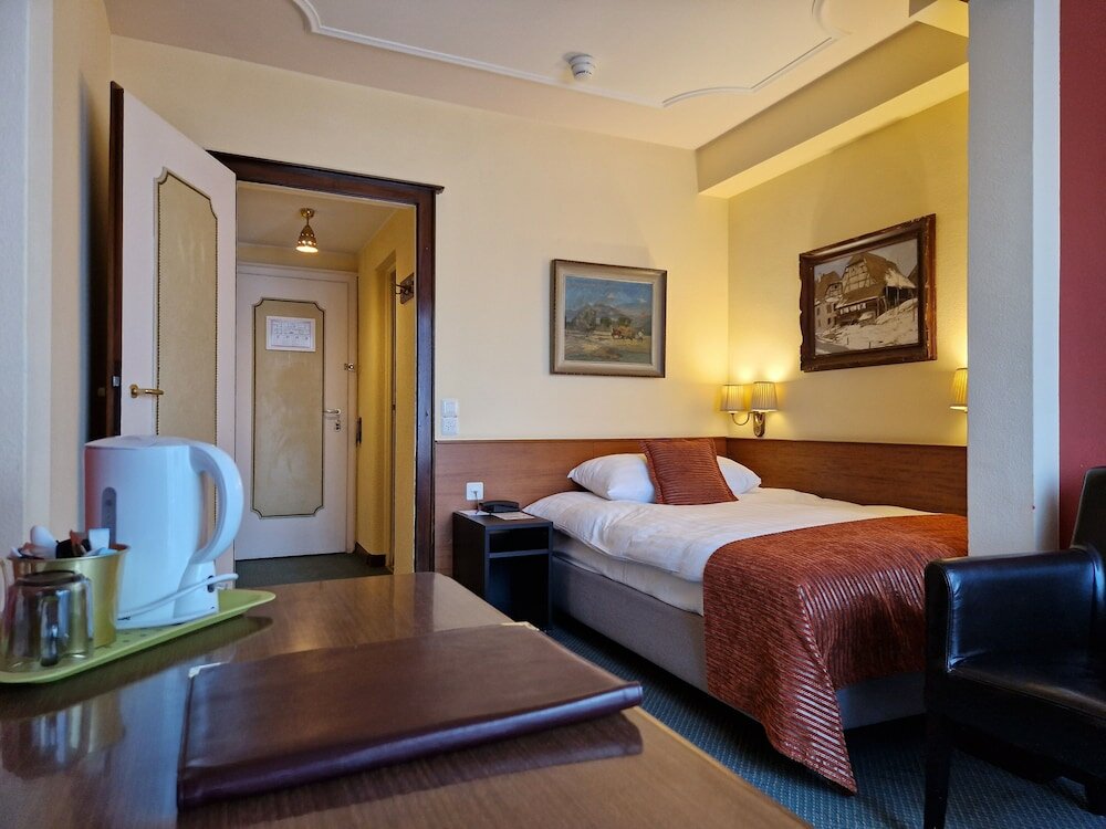 Фото Athmos Hotel