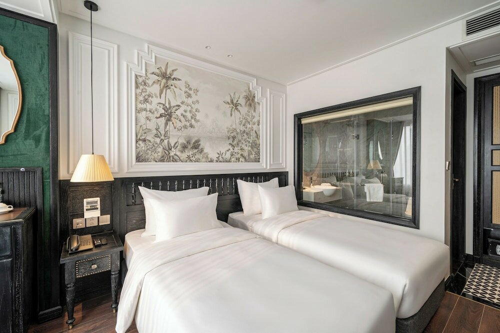 Фото Luxe Paradise Premium Hotel