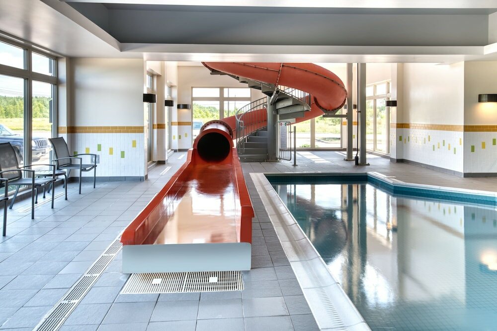 Фото Fairfield Inn & Suites by Marriott Moncton