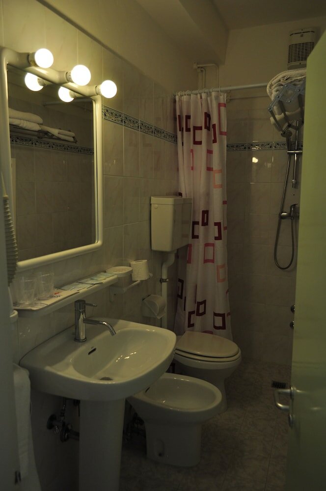 Фото Hotel Vienna