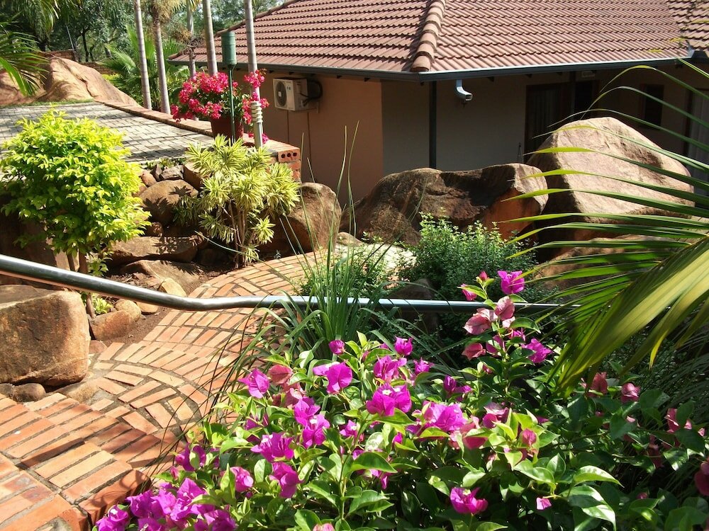 Фото отеля 3