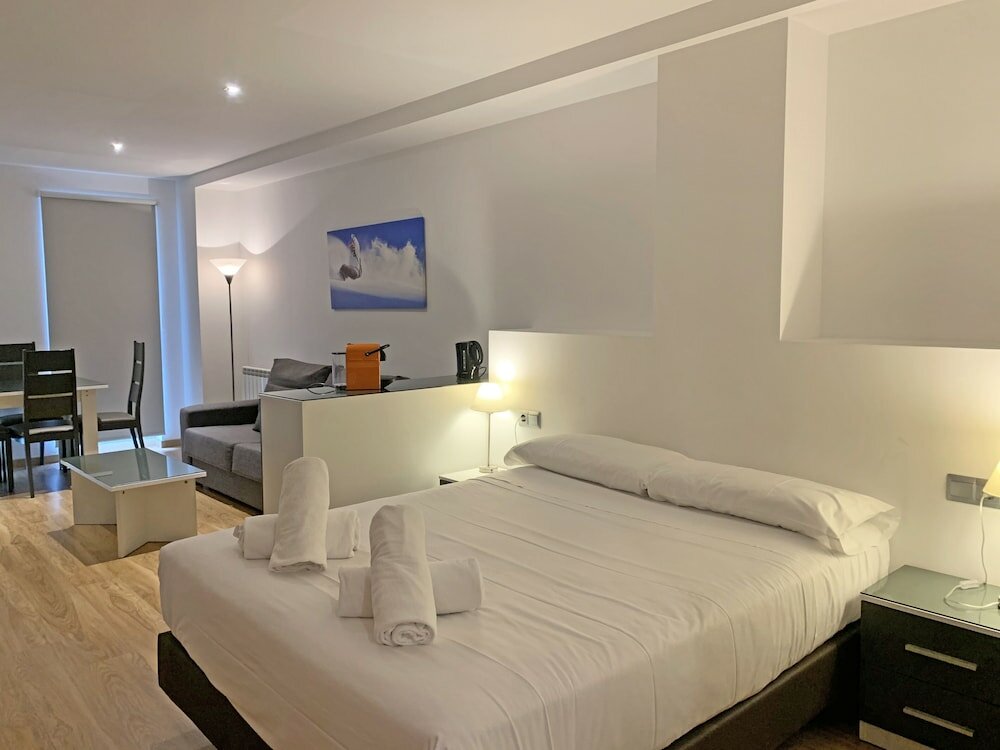 Фото Apartamentos Vallnord 3000