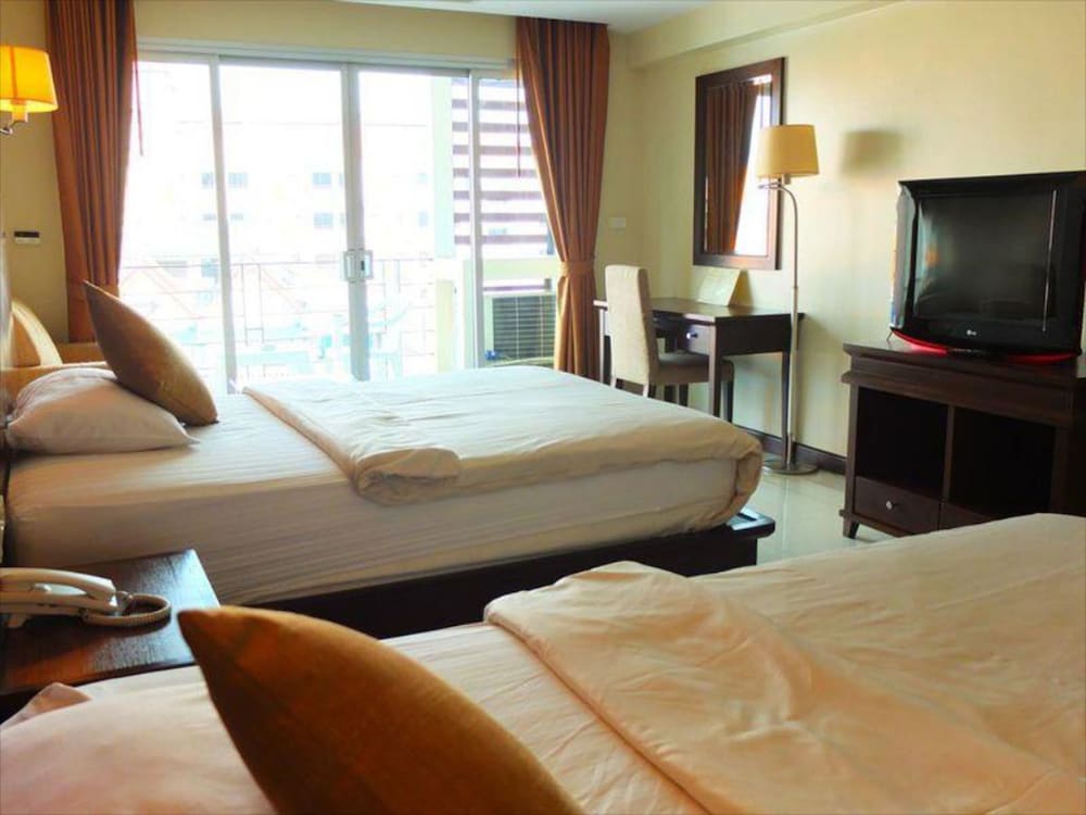 Фото August Suites