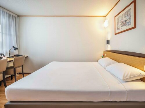 Внешний вид отеля Hotel Campanile Gent в Генте, фото 4