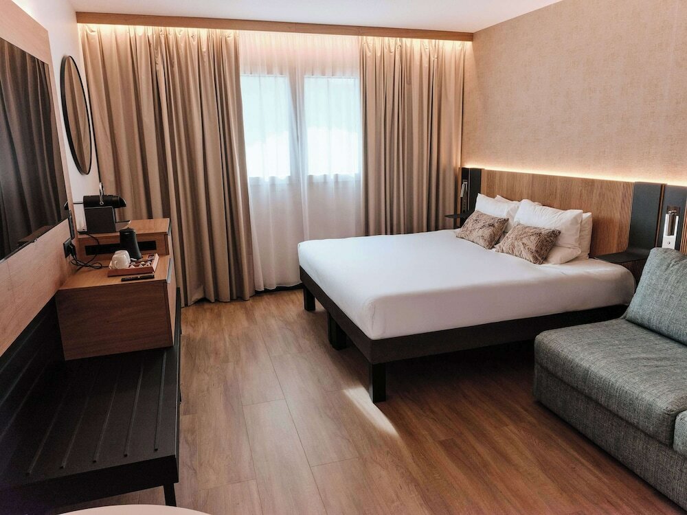 Фото Novotel Montpellier