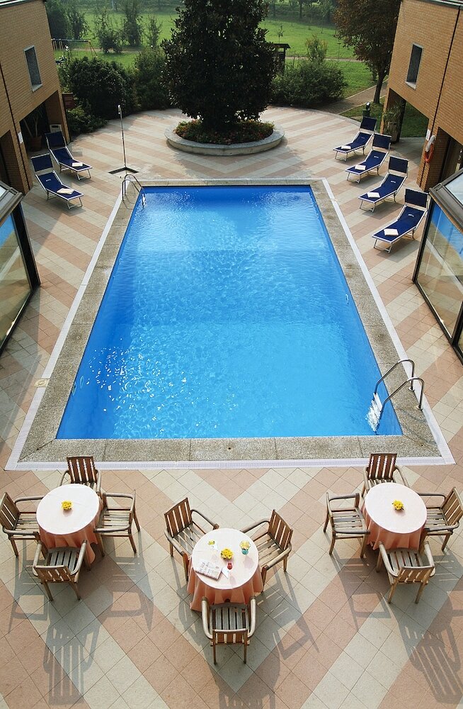 Фото Novotel Milano Linate Aeroporto