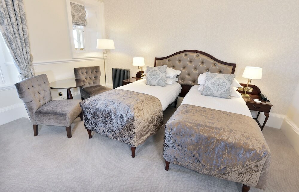 Фото The Bonham Hotel