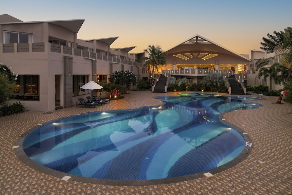 Фото отеля 1