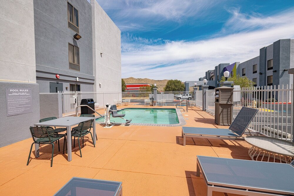 Фото Отель by Best Western Yucca Valley Joshua Tree