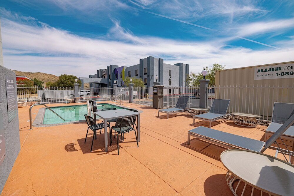 Фото Отель by Best Western Yucca Valley Joshua Tree