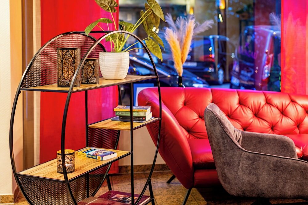 Фото Maingau Hotel