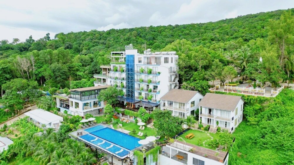 Фото Tom Hill Boutique Resort & SPA