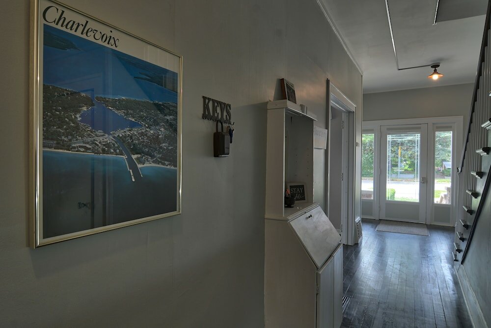 Фото Charlevoix House