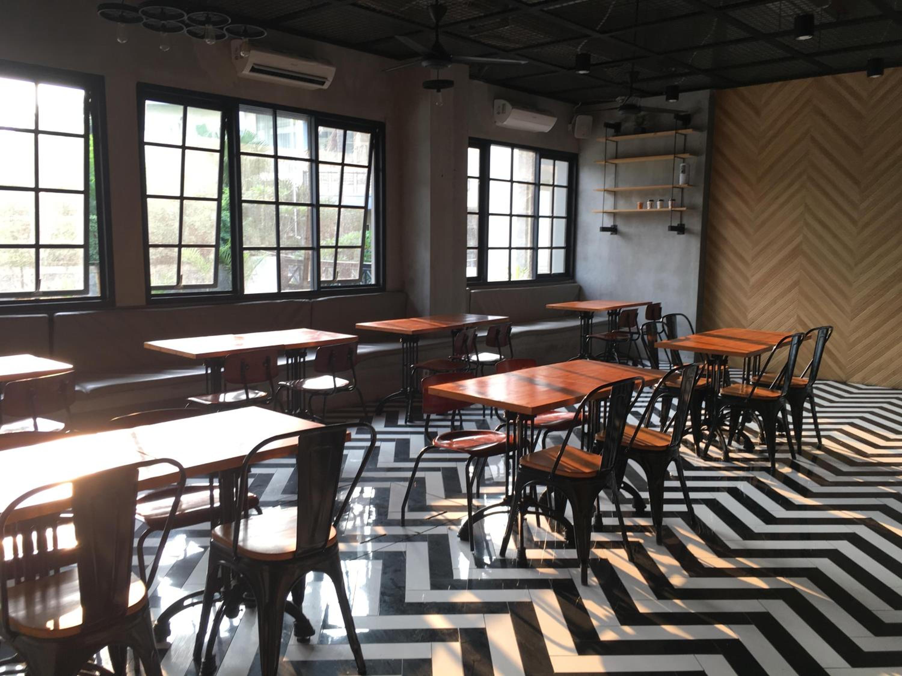 Фото Cleo Hotel Jemursari