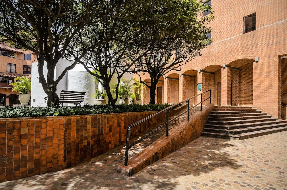 Фото Travelers Suites Condominio Plenitud