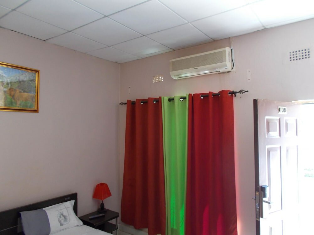 Фото Leget Lodges & Gardens