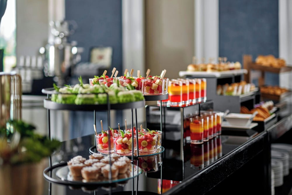 Фото Ac Hotel by Marriott Kuala Lumpur