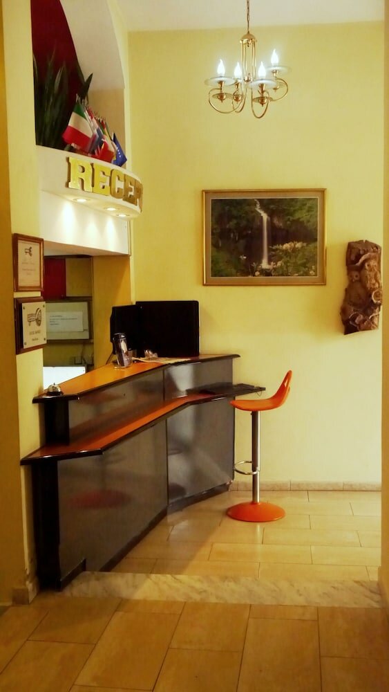 Фото Hotel Kruja