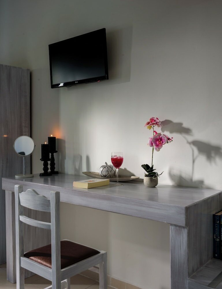 Фото Smaragdi Hotel