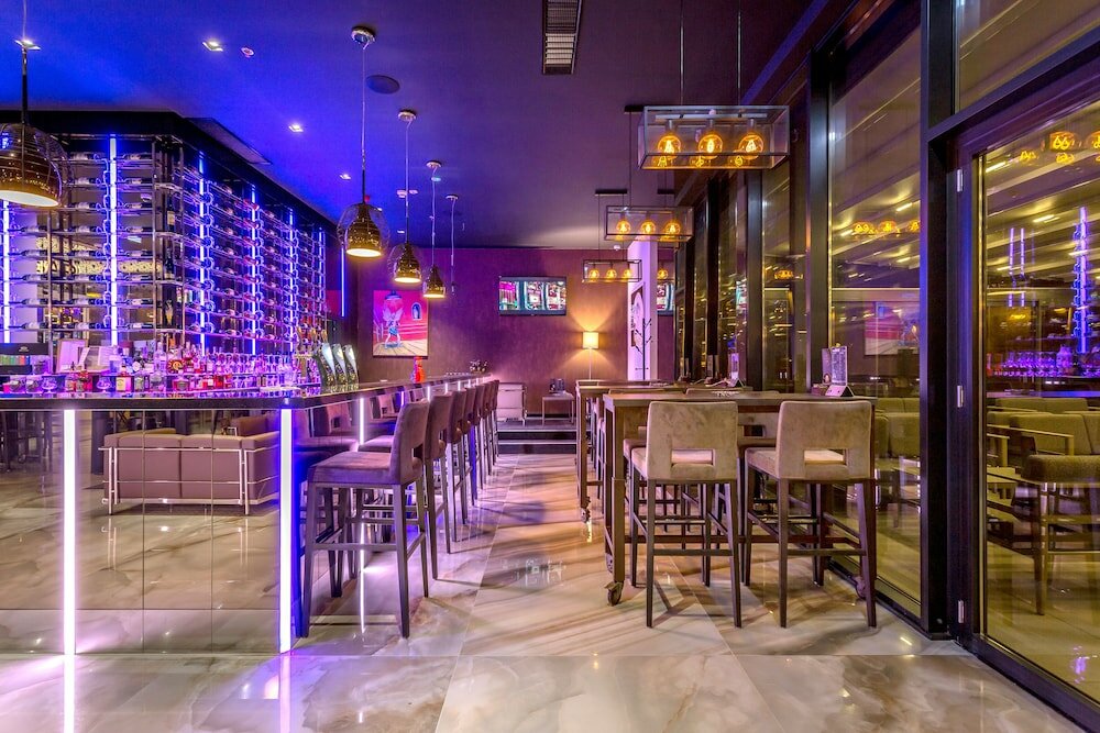 Фото Admiral Hotel