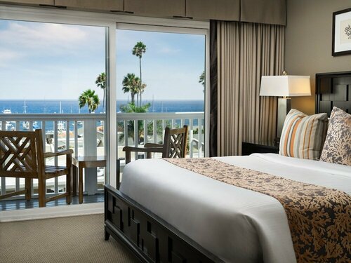 Внешний вид отеля Catalina Island Inn в Авалоне, фото 2